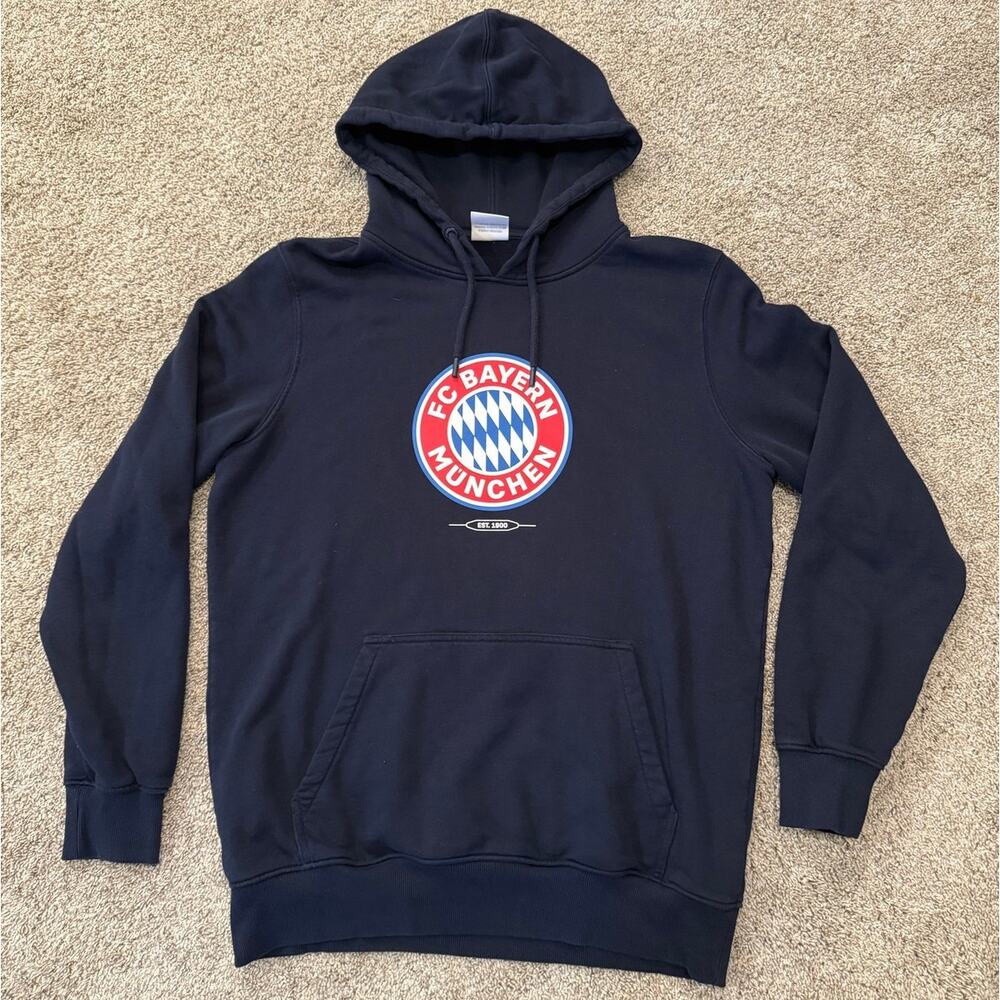 FC Bayern Munich Navy Hoodie size XL